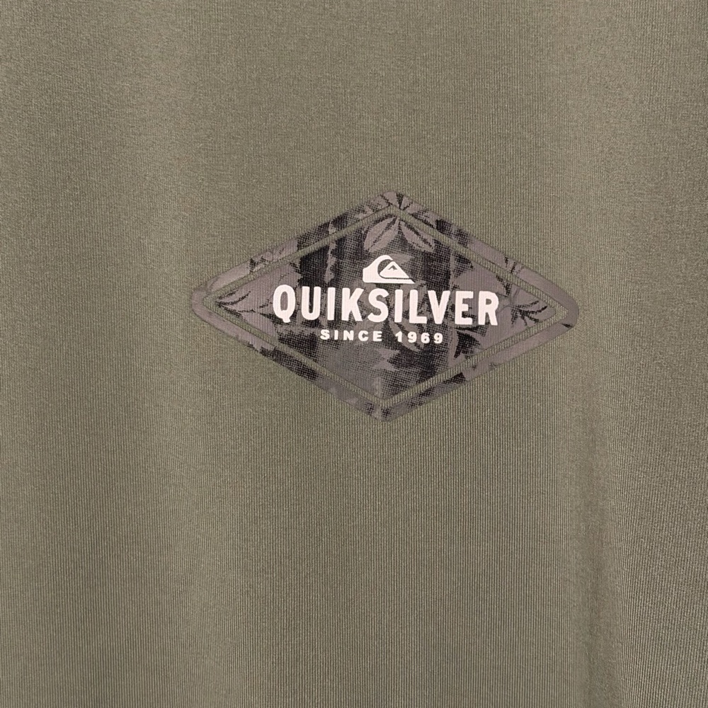 Quiksilver Long Sleeve Shirt XL Gray Performance Tee Surf Fishing Lightweight - Picture 3 of 5